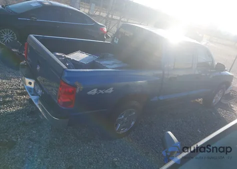 2005 Dodge Dakota Slt z USA, uszkodzony, nr VIN 1D7HW48N05S339156